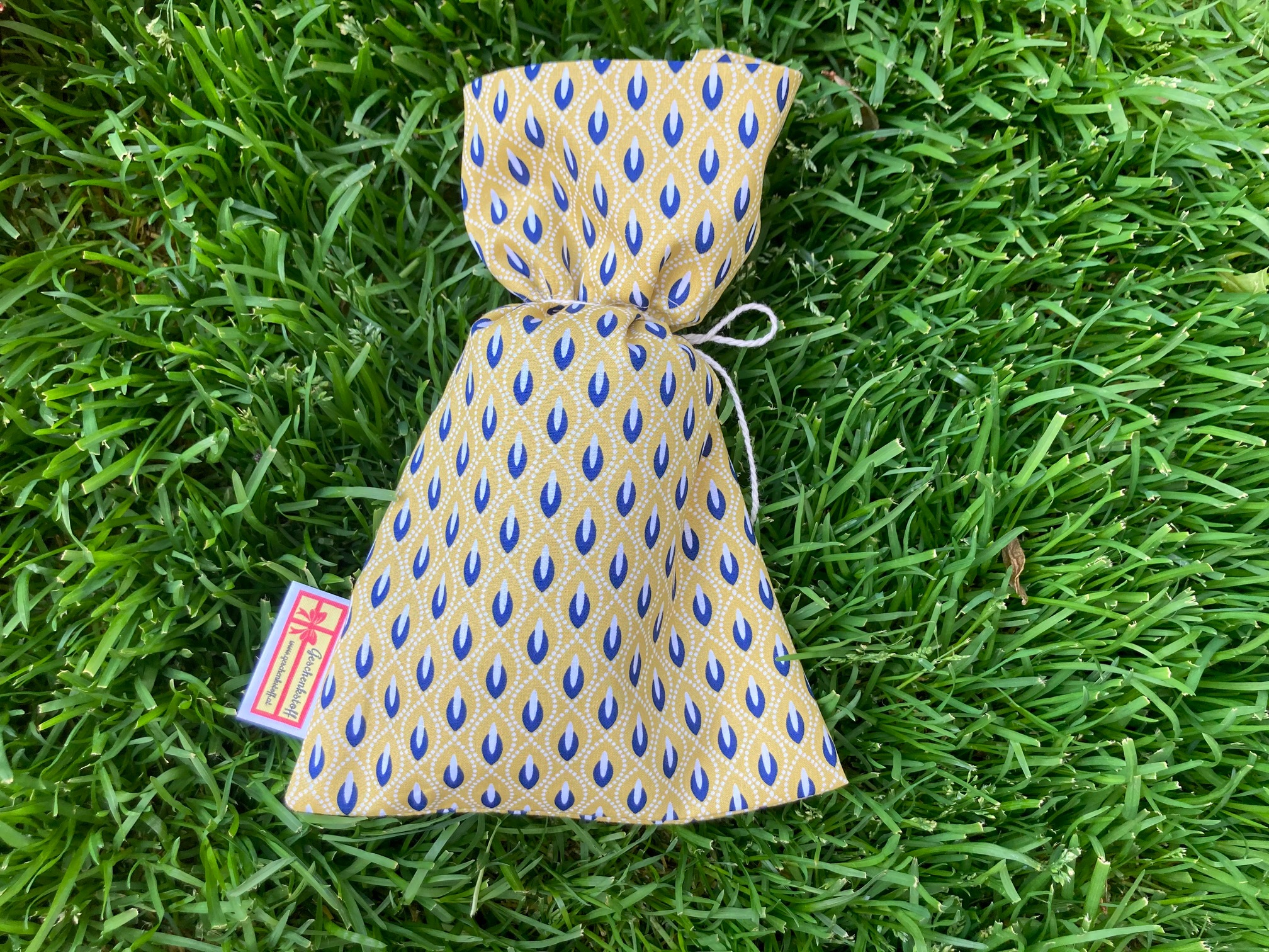Everything Simple: Gold Drop Gift Cloth Sack